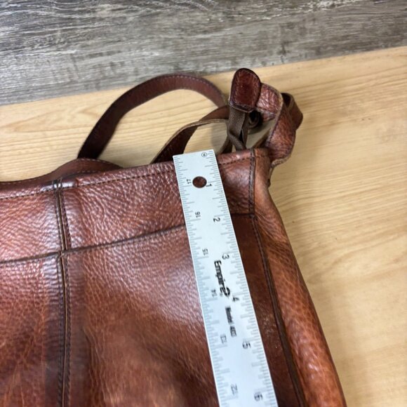 Duluth Trading Brown Pebbled Leather Saddle Sling Shoulder Bag Purse - Picture 11 of 15